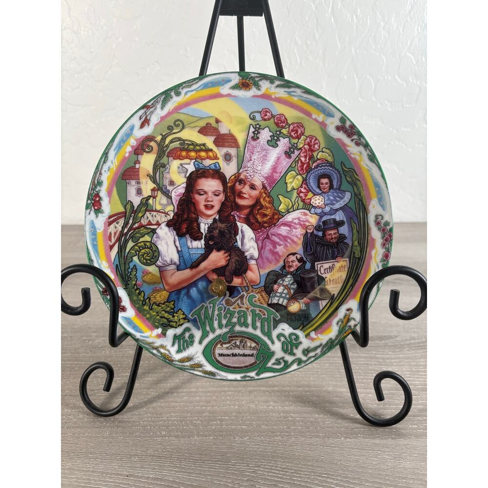 Wizard of Oz "Munchkinland" - Kimmerle Milnazik 1993 Musical Commemorative Plate